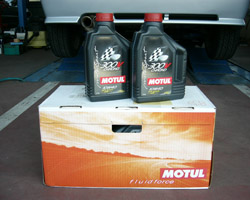 MOTUL　300Vクロノ